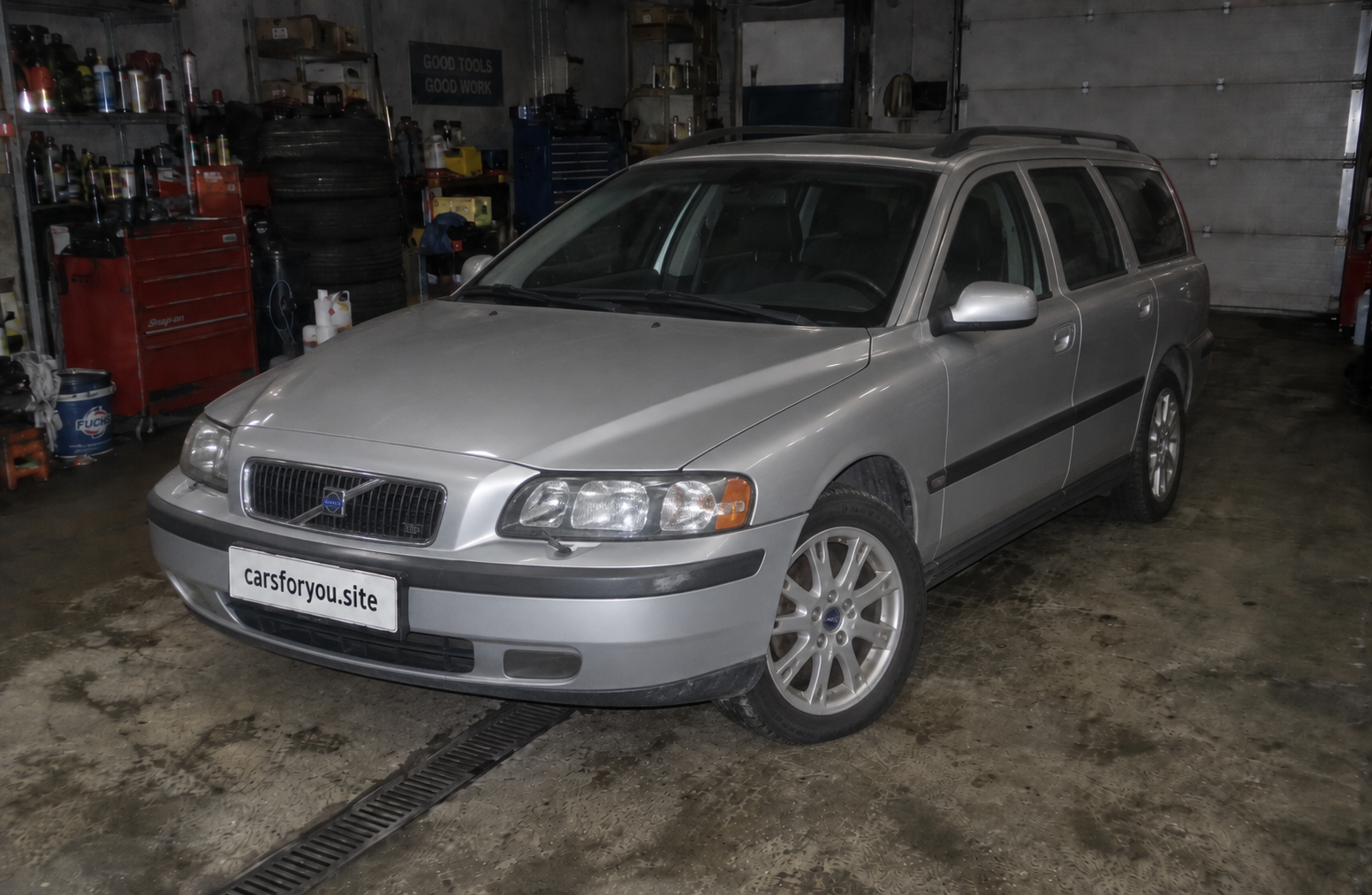 2001 Volvo V70 T5